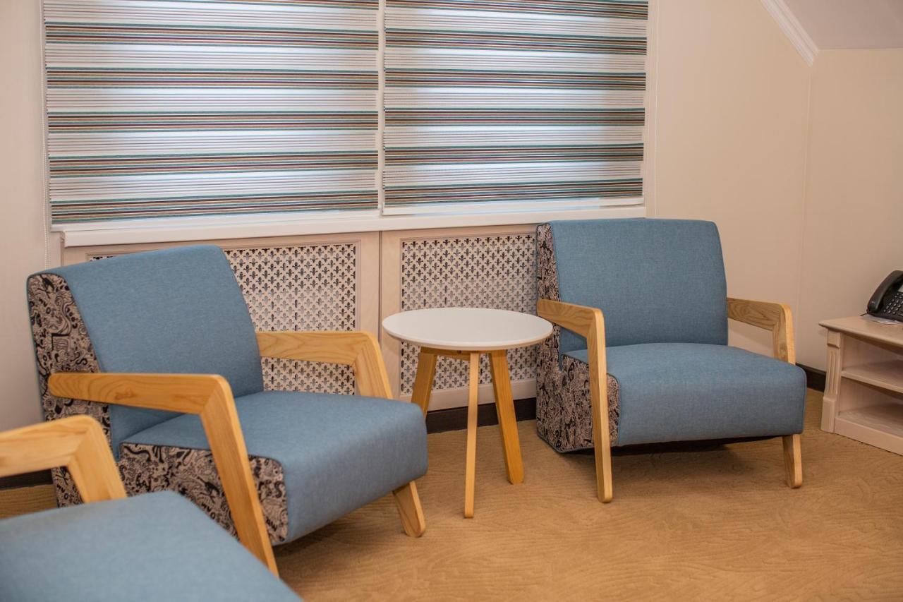 Sulo Atyrau Hotel エクステリア 写真